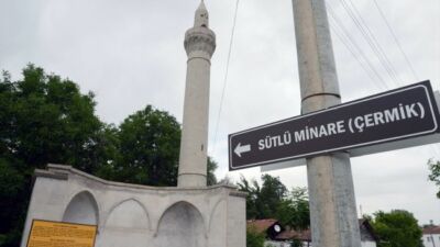 Malatya Battalgazi'deki 17. yüzyıl Osmanlı eseri Sütlü Minare (Çermik) Camii,