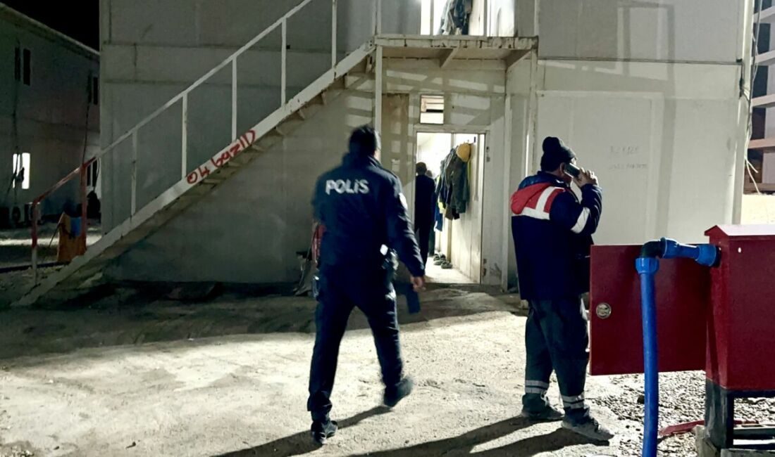 Malatya'nın Taştepe Mahallesi'ndeki TOKİ şantiye alanında çalışan Derviş Sontay (38),