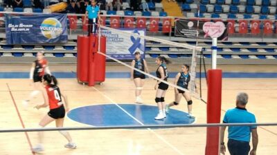 TVF 2. Lig Kadınlar Voleybol Ligi'nde mücadele eden Malatya Voleybol