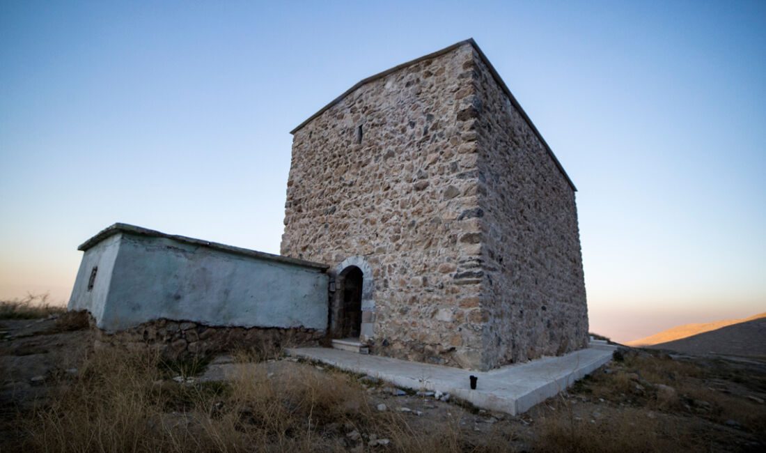 Malatya'nın Battalgazi ilçesine bağlı Çamurlu Mahallesi'nde bulunan ve tarihi 1670