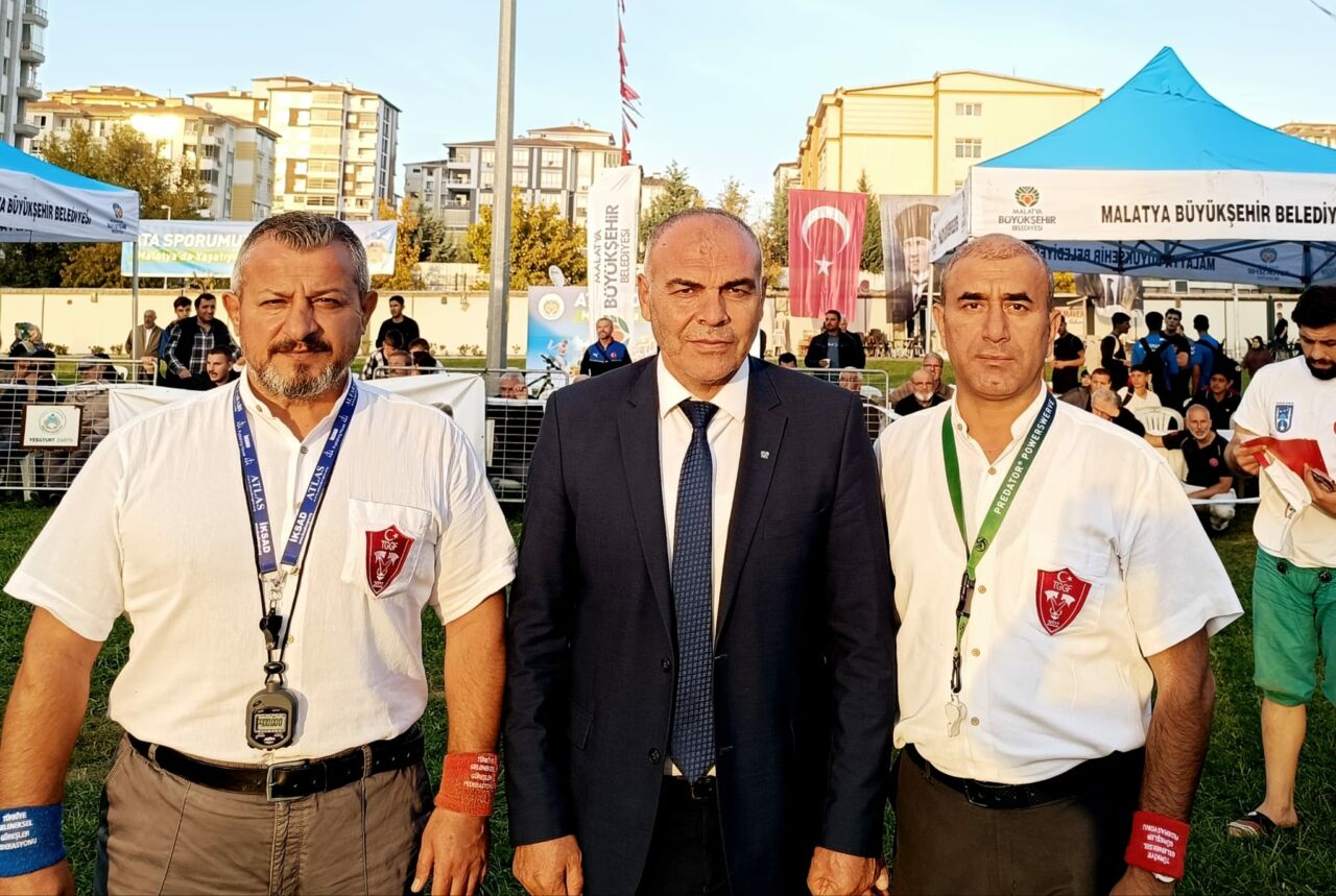 Dünya Güreş Bitliği (UWW) Malatya’dan 3 hakemi karakucak dünya güreş