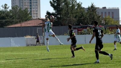 Nesine.com 3. Lig 2. Grup'ta Malatya Yeşilyurtspor, deplasmanda Diyarbekirspor karşısında