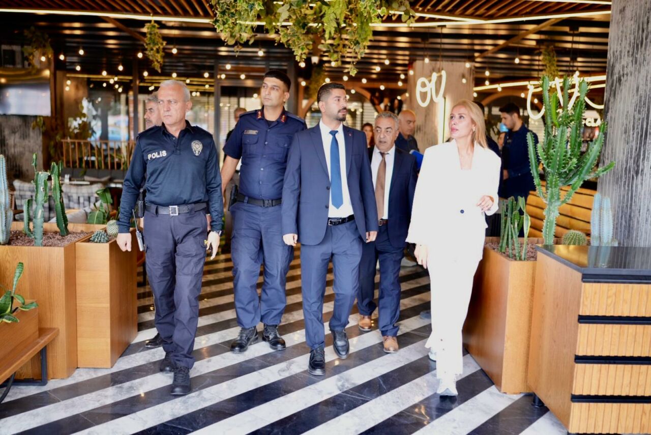 Malatya'nın Battalgazi ilçesinde, aralarında İlçe Sağlık ve Emniyet Müdürlerinin de