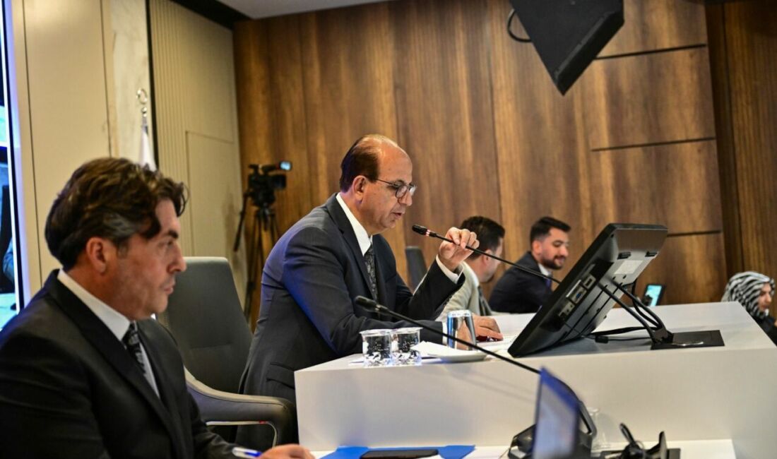 Yeşilyurt Belediye Meclisi, Başkan Prof. Dr. İlhan Geçit başkanlığında toplanarak
