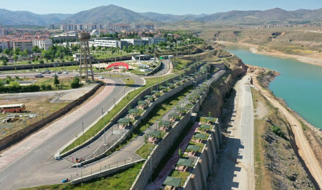 Yeşilyurt'ta 1.350.000 m² alanda kurulu Beylerderesi Şehir Parkı, Savaş Müzesi,