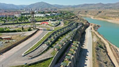 Yeşilyurt'ta 1.350.000 m² alanda kurulu Beylerderesi Şehir Parkı, Savaş Müzesi,
