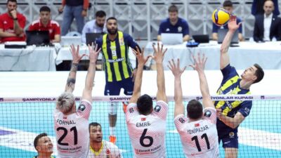AXA Sigorta Şampiyonlar Kupası'nda Ziraat Bankkart, Fenerbahçe Medicana'yı 3-1 yenerek