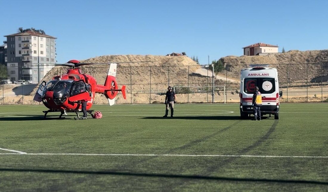 Darende’de sağlık sorunları yaşayan 3 hasta, ambulans helikopterle Malatya Eğitim