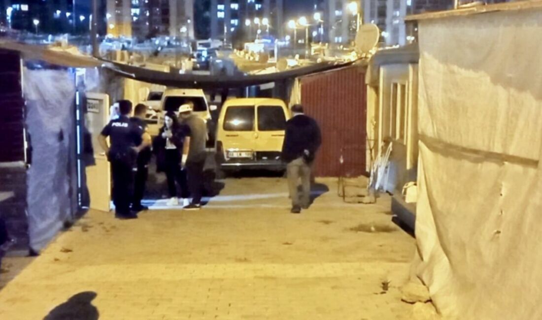 Yeşilyurt ilçesinde bulunan Manas Konteyner Kentte çıkan silahlı kavgada 25