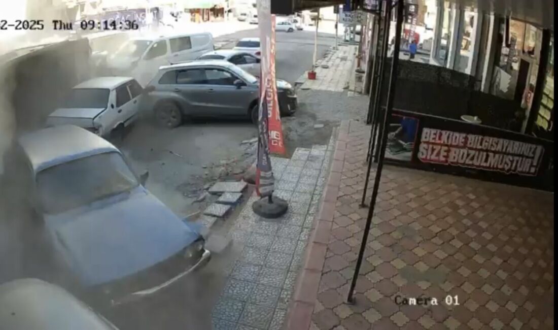 Malatya’da freni arızalanan hafriyat kamyonunun 15 araca ve bir elektrik