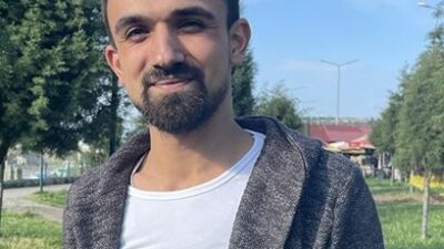 Uygulamalı tiyatro kursumuzda bazı isimler vardır ki sadece yetenekleriyle değil,