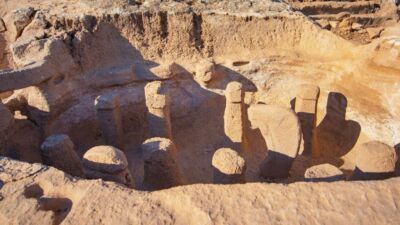 Şanlıurfa'daki Karahantepe, Göbeklitepe'den bile daha eski olabilir. Bölgede 250'ye yakın
