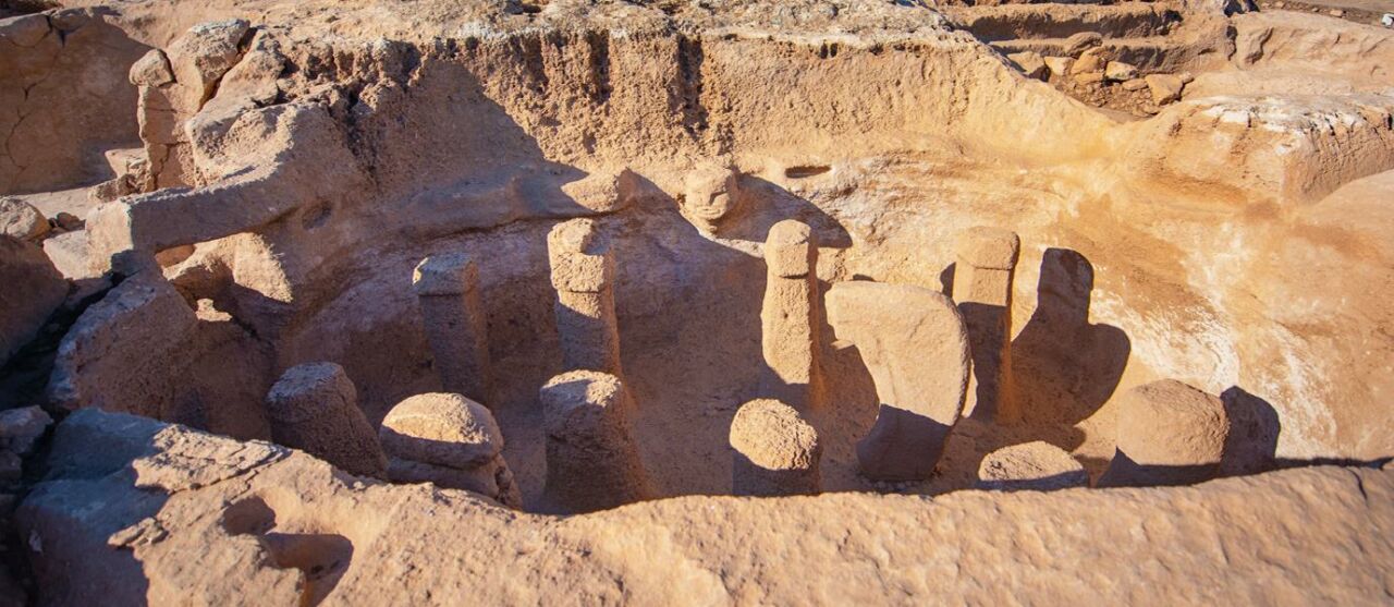 Şanlıurfa'daki Karahantepe, Göbeklitepe'den bile daha eski olabilir. Bölgede 250'ye yakın
