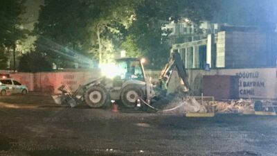 Malatya Fuzuli Caddesi Valilik binası yanında yapılan altyapı çalışması sırasında