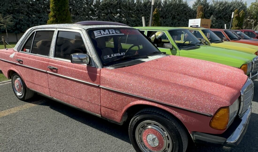 Malatya Büyükşehir Belediyesi'nin desteklediği "2. Klasik Mercedes Buluşması", Türkiye'nin dört