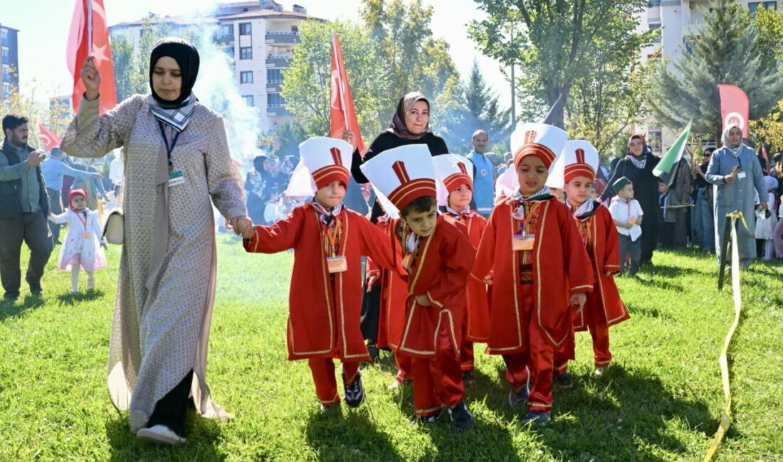 Malatya’da 2025 Aile Yılı Etkinlikleri kapsamında düzenlenen “Bed-i Besmele ve