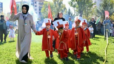 Malatya’da 2025 Aile Yılı Etkinlikleri kapsamında düzenlenen “Bed-i Besmele ve