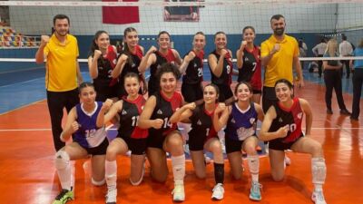 TVF Kadınlar 2. Ligi'nde mücadele eden Malatya Voleybol Kadın