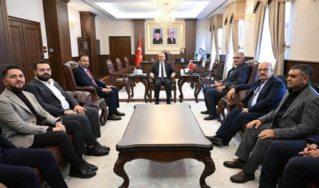 MÜSİAD Malatya Başkanı Yunus Akçin ve yönetimi, Vali Seddar Yavuz'u