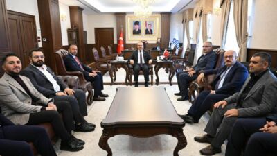 MÜSİAD Malatya Başkanı Yunus Akçin ve yönetimi, Vali Seddar Yavuz'u