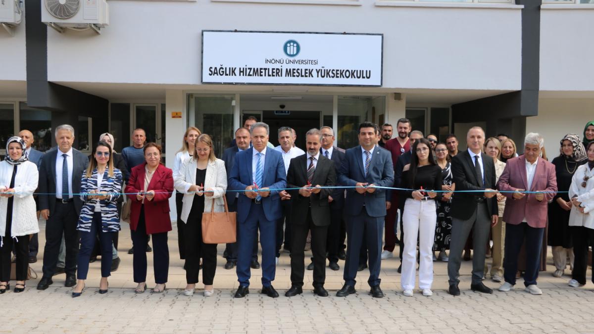 İnönü Üniversitesi Sağlık Hizmetleri Meslek Yüksekokulu (SHMYO), 1200 metrekare kapalı