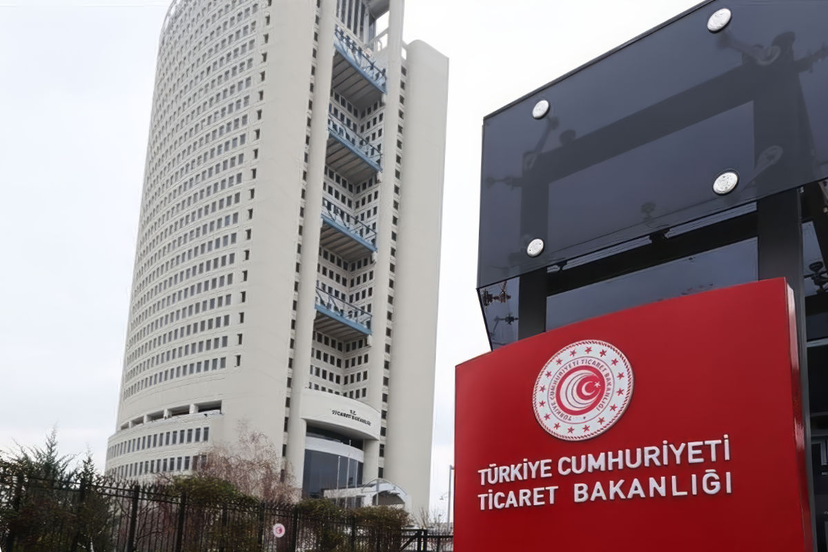 Ticaret Bakanlığı, emlak ilanlarındaki fahiş fiyat artışlarını mercek altına aldı.