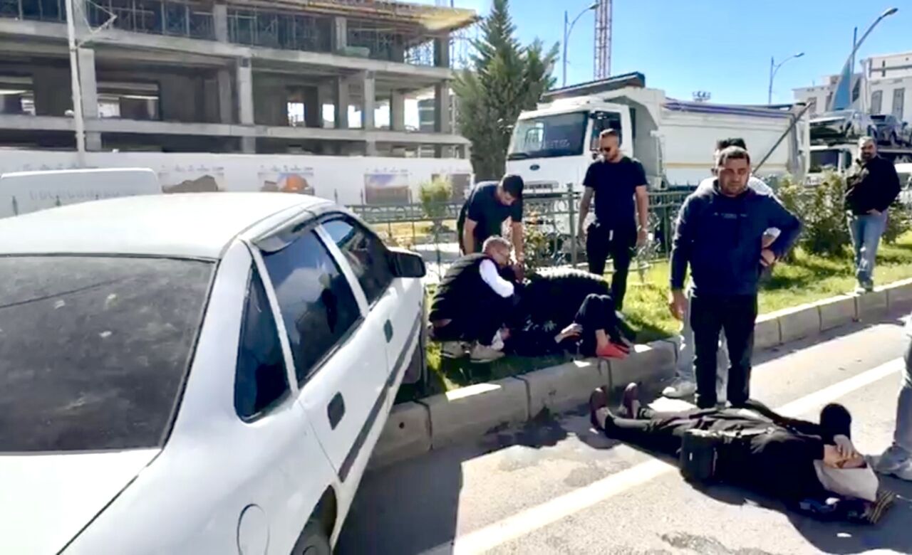 Malatya'da, çevreyolu üzerinde seyir halinde olan bir otomobil, iddialara göre