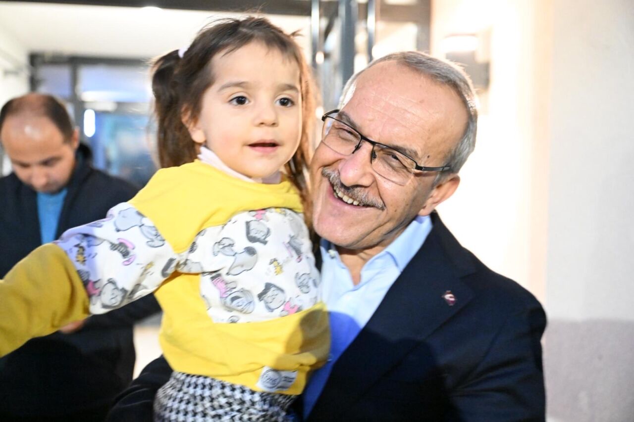 Vali Yavuz, Yeşilyurt İkizce'de devam eden imar ve inşa çalışmalarını,