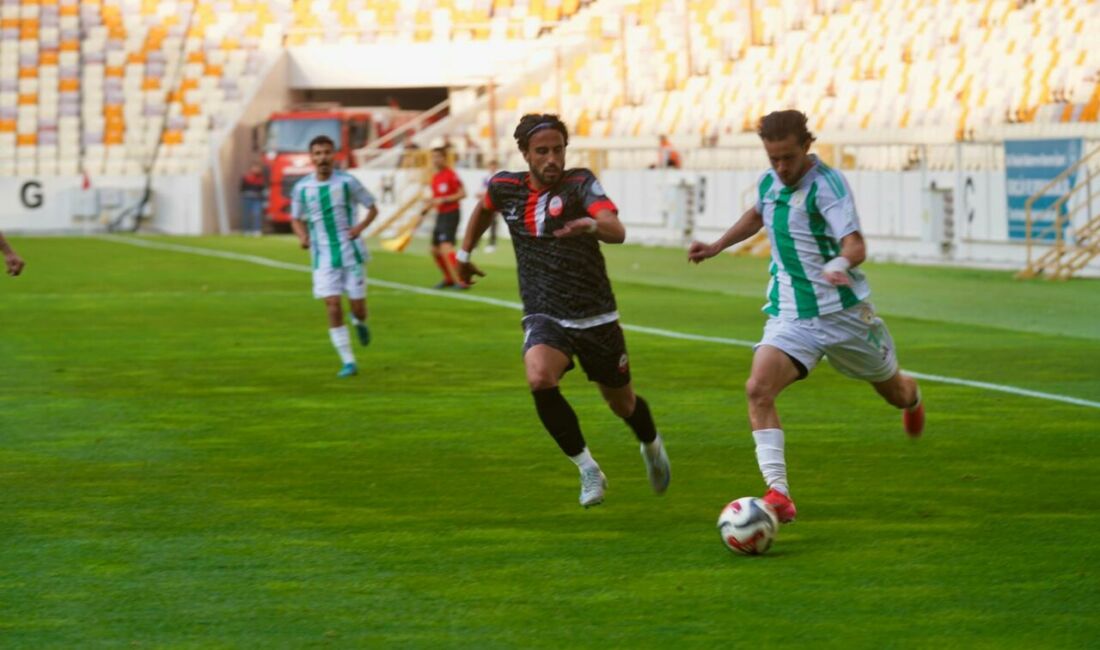 Nesine 3. Lig 2. Grup mücadelesinde Malatya Yeşilyurtspor, kendi sahasında