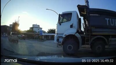 Öncelik Kendisinde Olan Sürücüyü Tehlikeye Attı! Hafriyat Kamyonlarının Kuralsızlığına Tepkiler