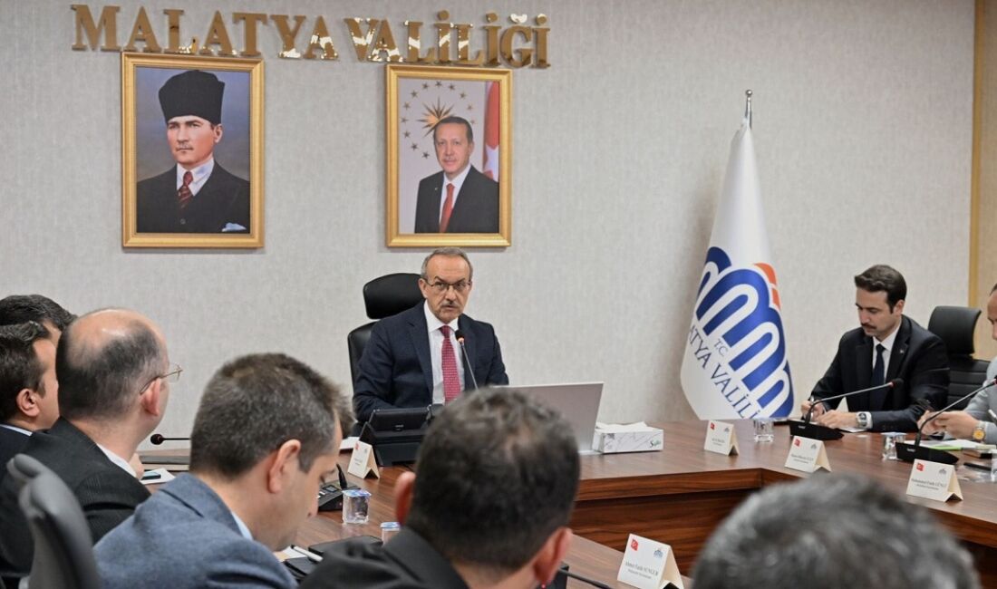 Malatya’da devam eden okul yatırımlarının son durumunun ele alındığı “Okul