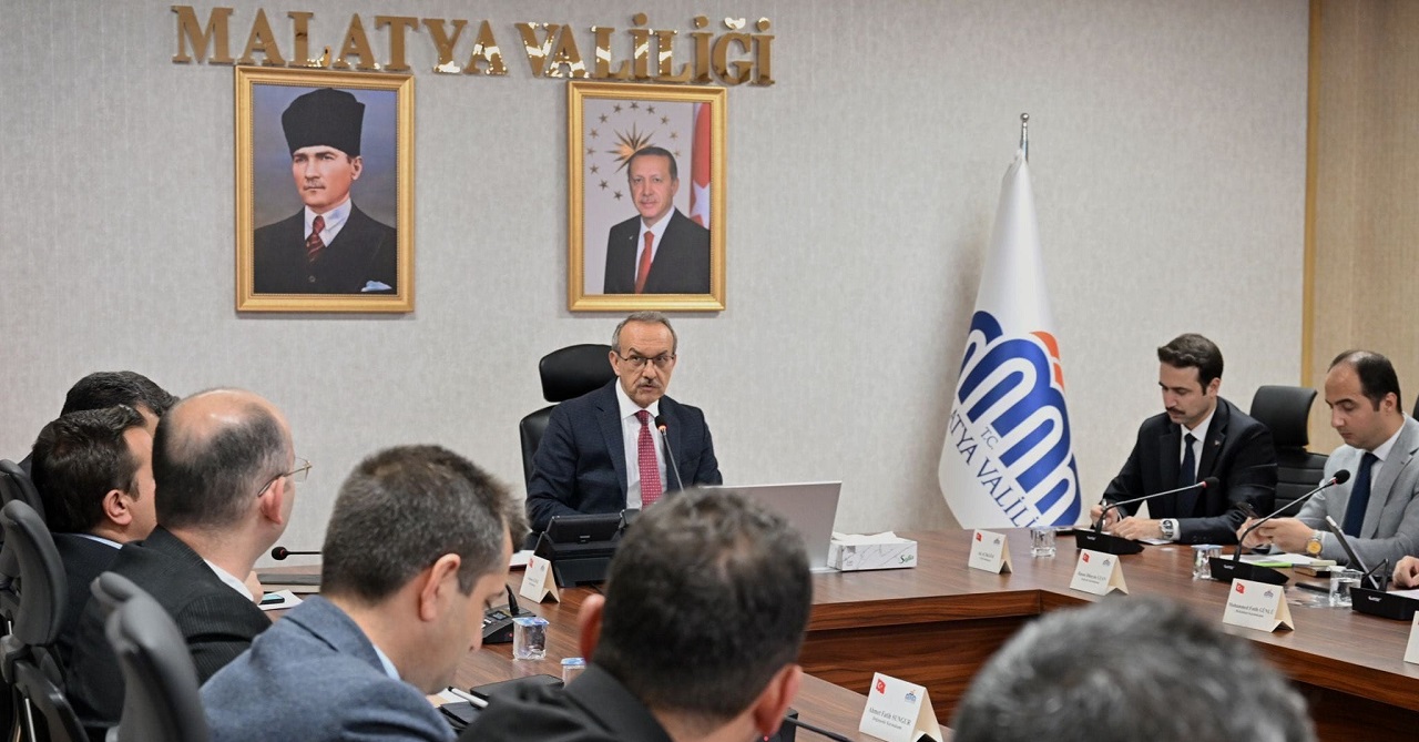 Malatya’da devam eden okul yatırımlarının son durumunun ele alındığı “Okul