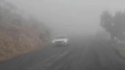 Sabah saatlerinden itibaren kent genelinde etkisini artıran sis ve pus,