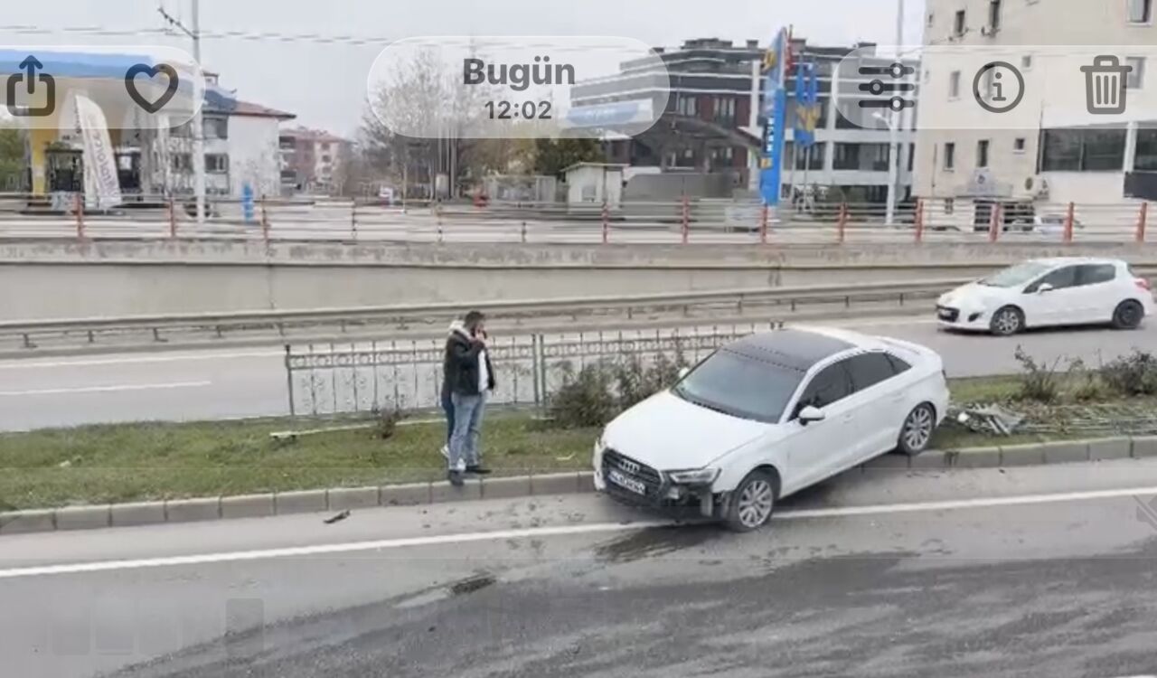 Malatya’da aynı yönde seyir halinde olan iki aracın çarpışması sonucu