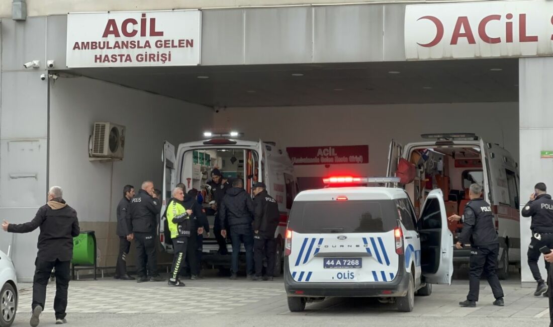 Ekip otosu içerisinde aniden rahatsızlanan polis memuru, olay yerine sevk