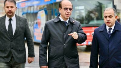 Yeşilyurt Belediye Başkanı Prof. Dr. İlhan Geçit, Yakınca Mahallesi’ndeki kapsamlı