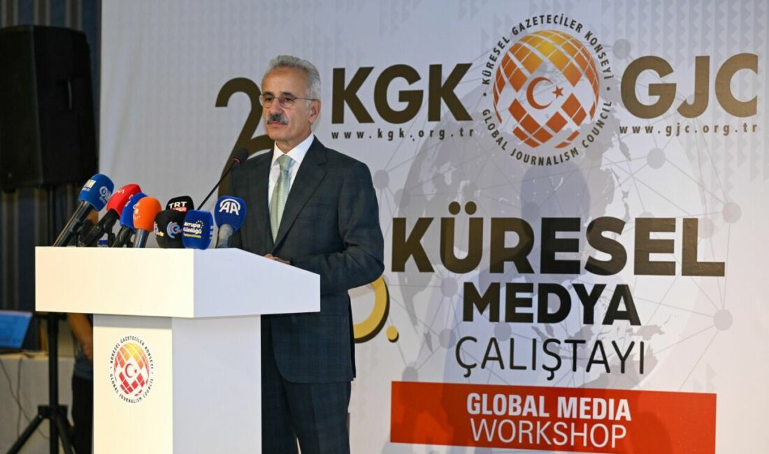 Ulaştırma ve Altyapı Bakanı Abdulkadir Uraloğlu, 5. Küresel Medya Buluşması’nda