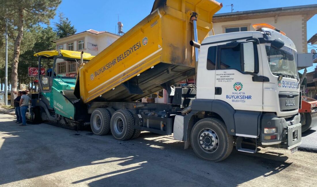 Malatya Büyükşehir Belediyesi, Arapgir ilçesinde gerçekleştirdiği kapsamlı altyapı ve yol