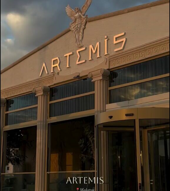 Malatya’nın sosyal yaşamına yeni bir soluk getirecek olan Artemis Cafe,