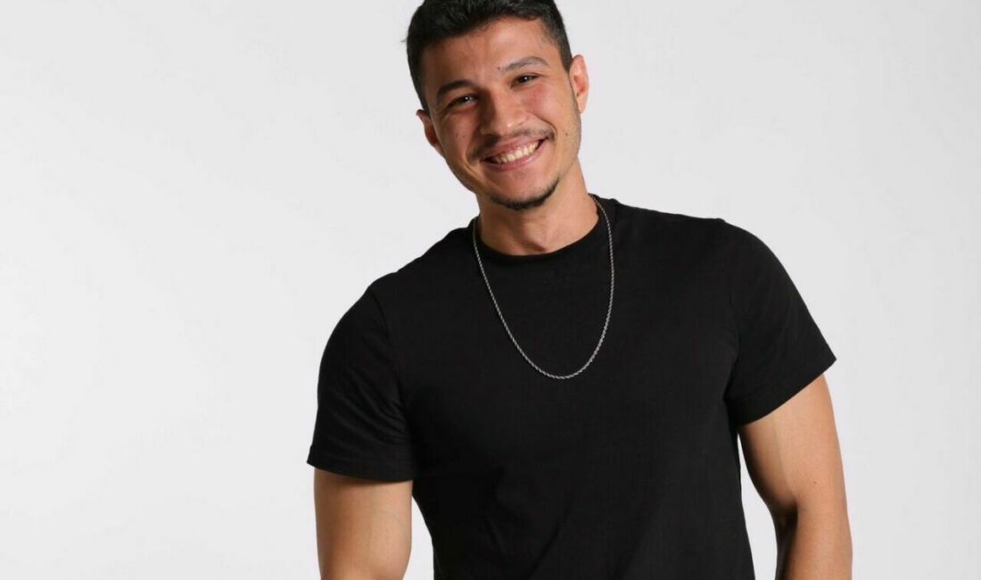 Genç oyuncu ve model Umut Kaya, kariyerinde yeni bir sayfa açtı.