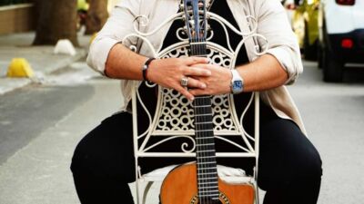 Pop müziğin başarılı sesi Mustafa Akay, Amerika ve Londra konserlerinin