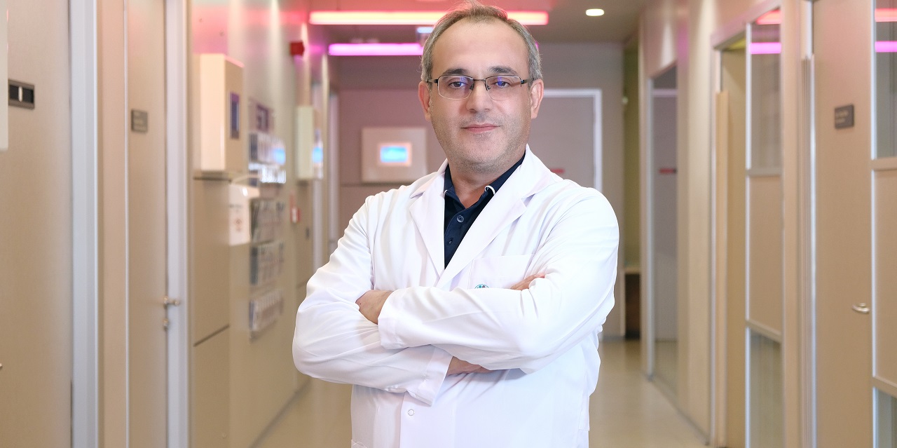 Beyin, Sinir ve Omurilik Cerrahisi Uzmanı Prof. Dr. Onur Yaman,