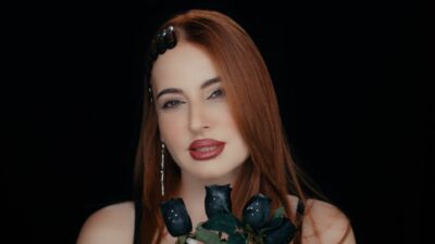 Şarkıcı Arzu Efimia, merakla beklenen yeni single çalışması "AŞK ACIMAZ