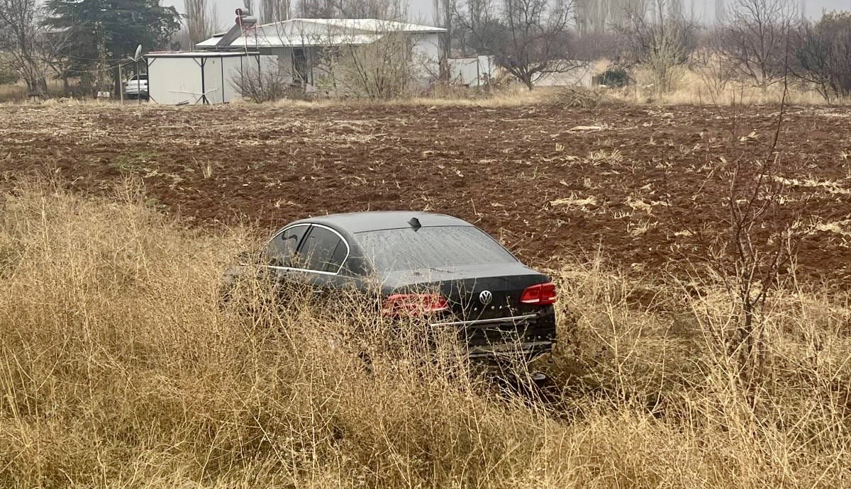 Malatya-Adıyaman karayolu, Doğanşehir Çığlık Mevkii'nde meydana gelen trafik kazasında, yağış