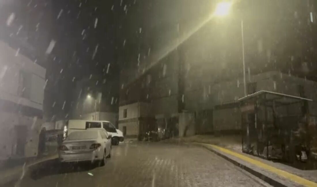 Darende Kar Altında! Ulaşım Aksadı, Yollar Beyaza BüründüDarende'de akşam saatlerinden