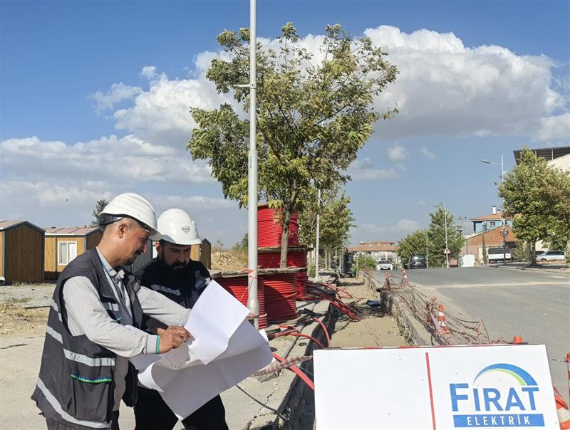 Fırat EDAŞ, Battalgazi’de Enerji Altyapısını Güçlendirmek İçin 22 Milyon TL’lik Yatırımı Hayata Geçiriyor Fırat EDAŞ, Malatya’nın kent merkezi ve çevresinde kesintisiz, güvenli ve