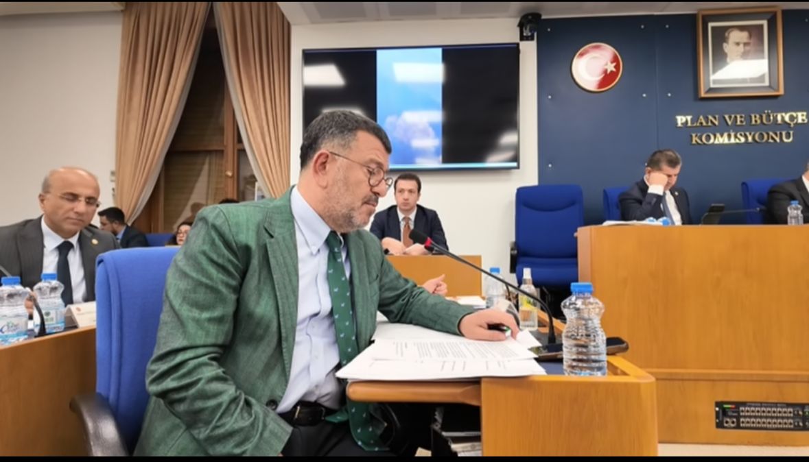 CHP Malatya Milletvekili Veli Ağbaba, TBMM’de yaptığı konuşmada Malatya’nın doğalgaz,