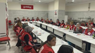 Kızılay’dan Yaşlılara Büyük Destek: ‘Gönüllü Evde Bakım Hareketi’ Malatya’dan Başladı Türk Kızılay Malatya Şubesi, yaşlı ve bakıma muhtaç bireyler için