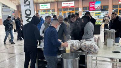Kar Engeli MAŞTİ’de Hızlı Çözüm: Motaş ve Belsos Ekipleri Seferber Oldu Yoğun kar yağışı nedeniyle Malatya karayollarının kapanması üzerine MAŞTİ’de mahsur