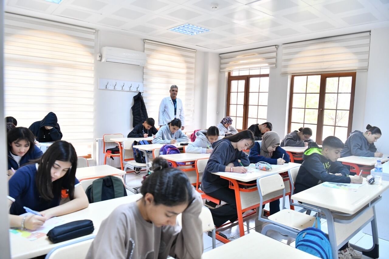 Yeşilyurt Belediyesi, Başkan Prof. Dr. İlhan Geçit'in talimatlarıyla öğrencilere yönelik